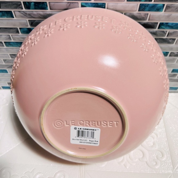 Le Creuset Large Fleur Multi Bowl (Sugar Pink) - Picture 4 of 7